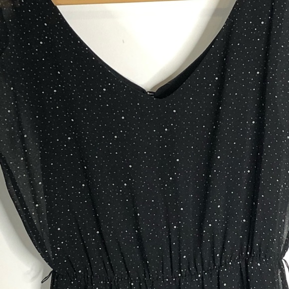 Summer dress. - Picture 3 of 4